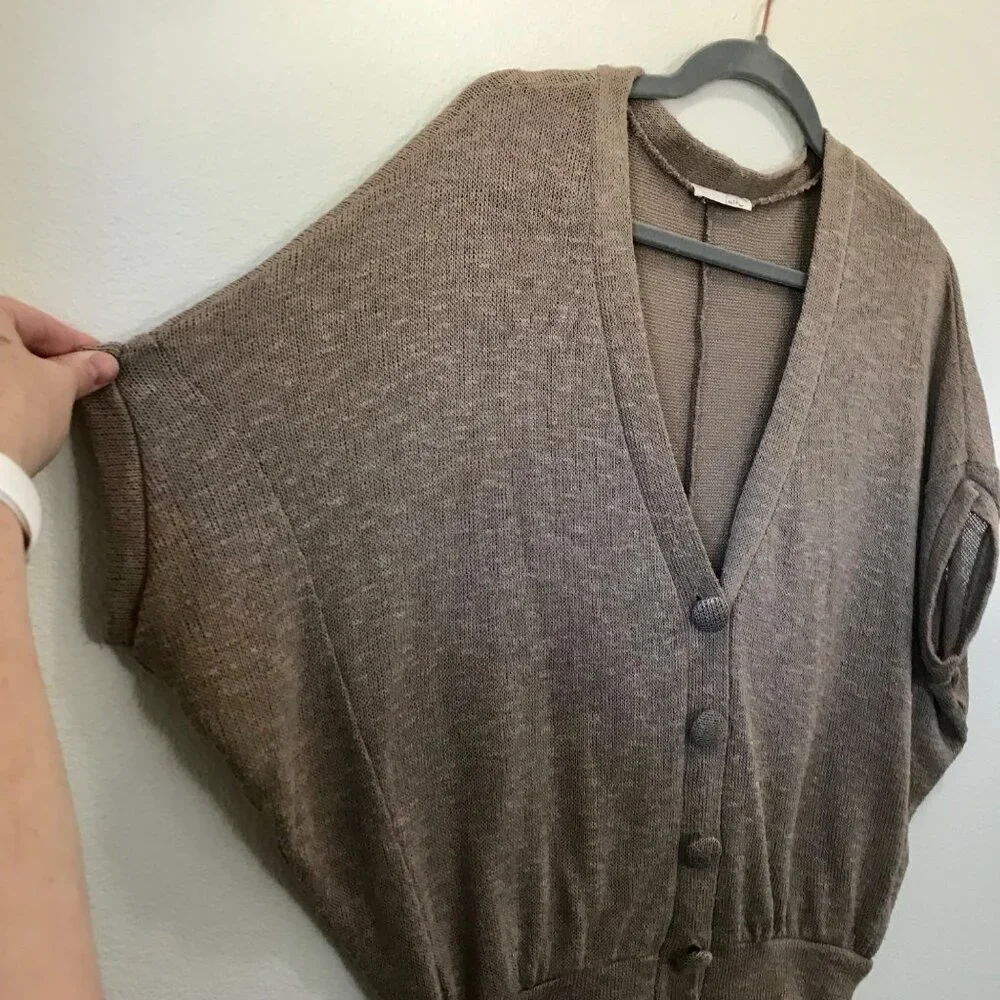 Lush Women's Open Knit Lightweight Neutral‎ Dolman Short-Sleeve Sweater. Size XS